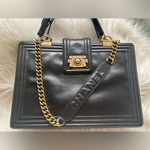 Chanel Calfskin Glazed Black two- way LeBoy Bag with gold/bronze Hardware - Picture 2 of 14